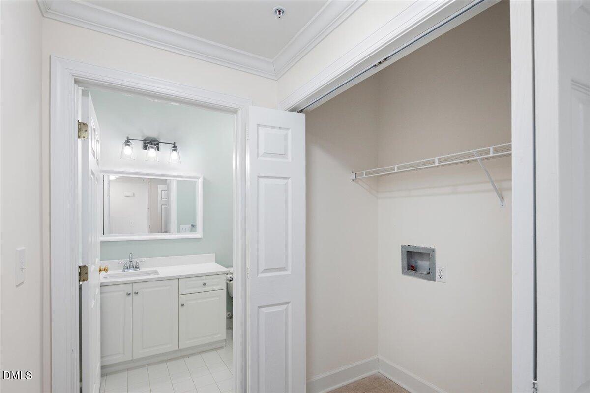 108 Northbrook Drive, Unit 203 Raleigh, NC 27609 - Photo 22 of 34 LNDRY HBTH