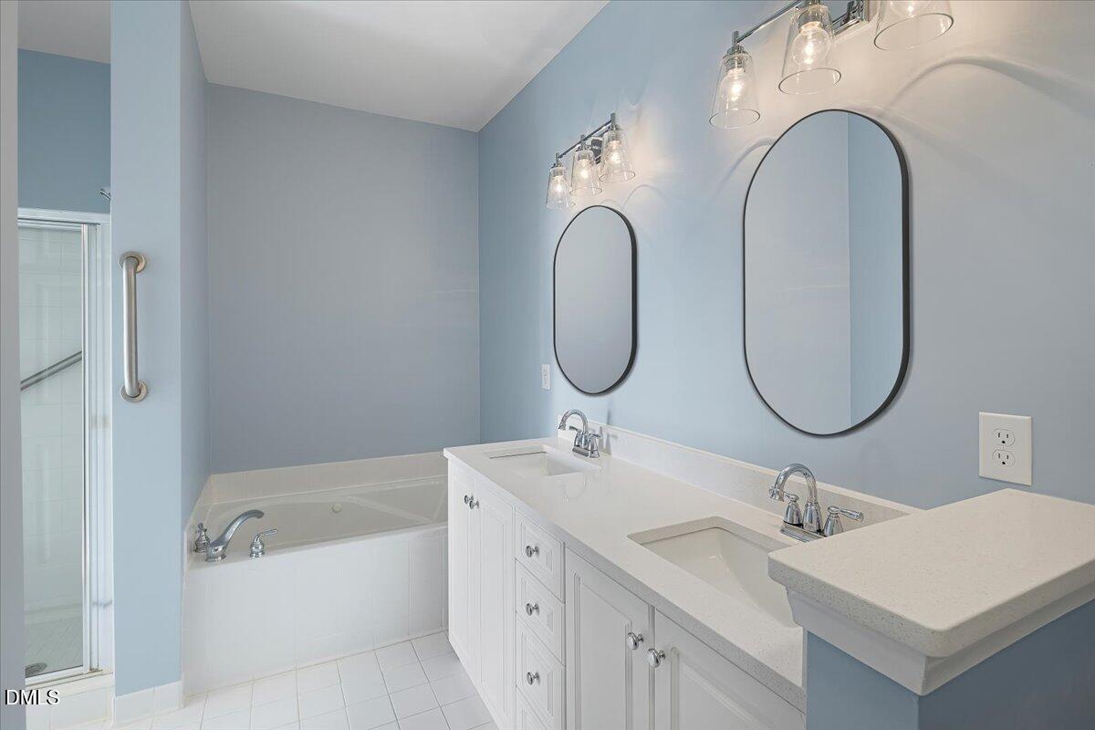108 Northbrook Drive, Unit 203 Raleigh, NC 27609 - Photo 3 of 34 PBTH (5)