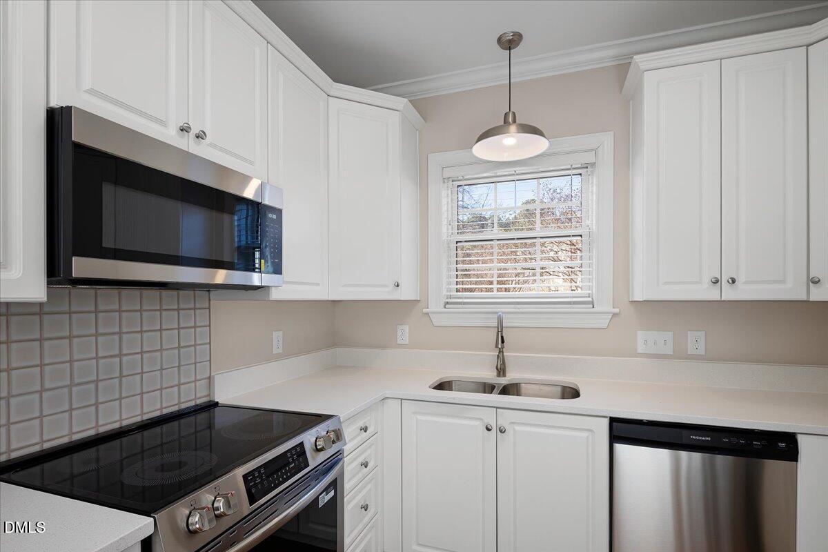 108 Northbrook Drive, Unit 203 Raleigh, NC 27609 - Photo 6 of 34 KTCHN 1