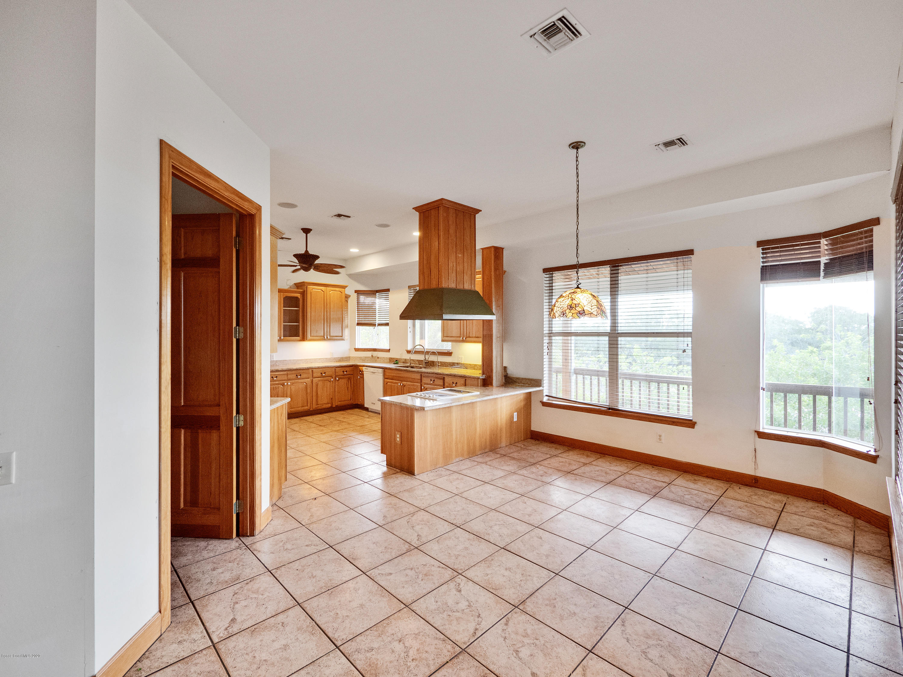 11555 Roseland Road Sebastian, FL 32958 - Photo 14 of 47 14