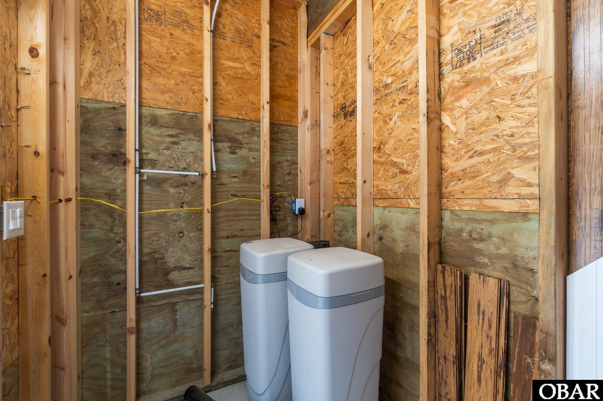 220 Burns Drive Kill Devil Hills, NC 27948 - Photo 27 of 42 Storage