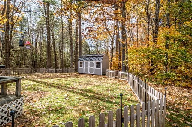 $179,900 | 357 Lamplighter's Drive, Conway, NH 03860