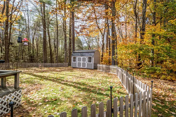 $169,900 | 357 Lamplighter's Drive, Conway, NH 03860