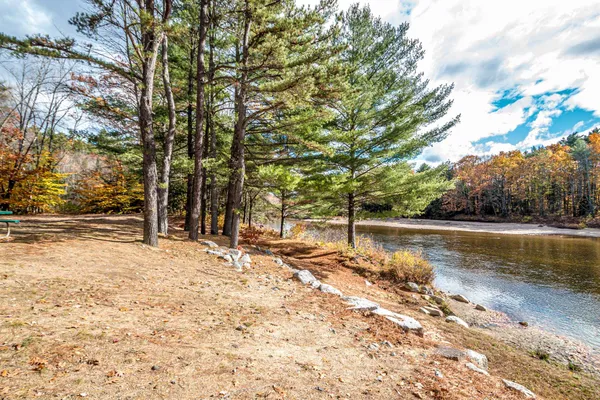 $169,900 | 357 Lamplighter's Drive, Conway, NH 03860