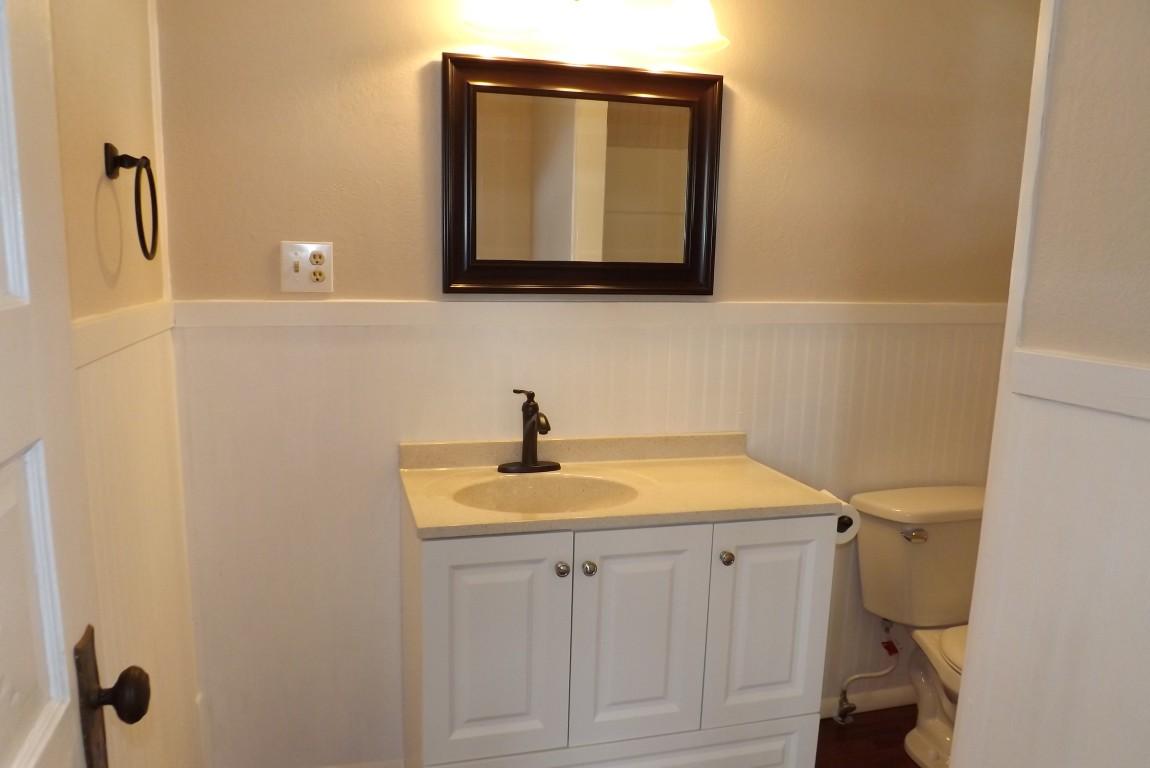 260 West Rhea Avenue Spring City, TN 37381 - Photo 22 of 57 bathroom (Medium)