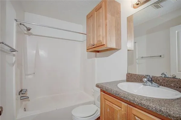 $1,300 | 44 Carriage Lane, Unit A, Destrehan, LA 70047