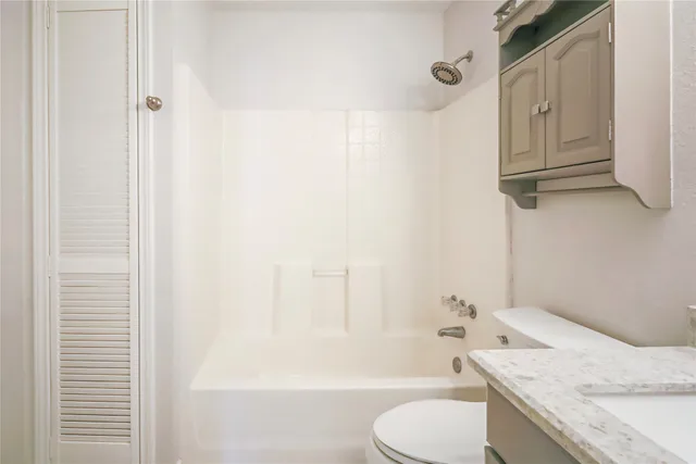 $3,850 | 400 East Mill Street, Round Top, TX 78954