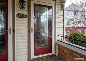 $1,400 | 2716 Van Alstyne Street, Unit UPPR, Wyandotte, MI 48192