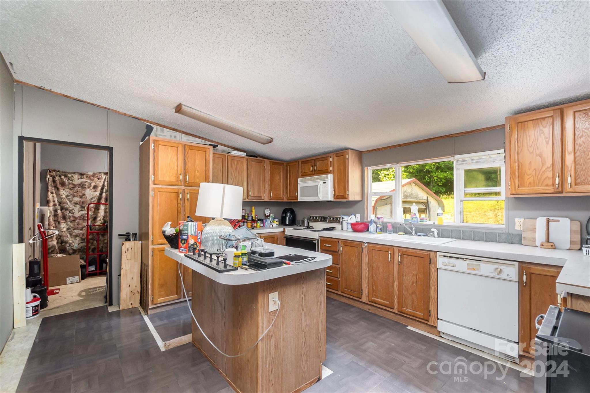 1030 McKay Road Newton, NC 28658 - Photo 8 of 28 Gallery Image 8