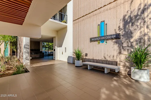 $525,000 | 2323 North Central Avenue, Unit 1702, Phoenix, AZ 85004