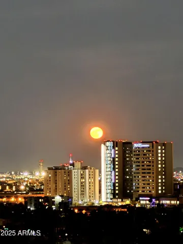 $575,000 | 2323 North Central Avenue, Unit 1702, Phoenix, AZ 85004