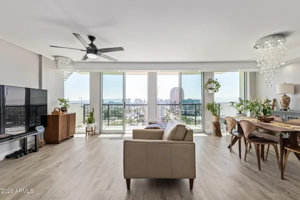 $525,000 | 2323 North Central Avenue, Unit 1702, Phoenix, AZ 85004