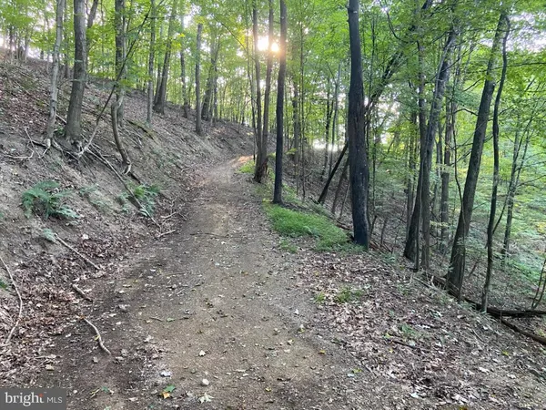 $727,500 | 12662 Ridgewood Drive, Huntingdon, PA 16652