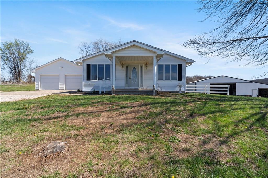 11475 95th Road Southeast Agency, MO 64401 - Photo 2 of 35