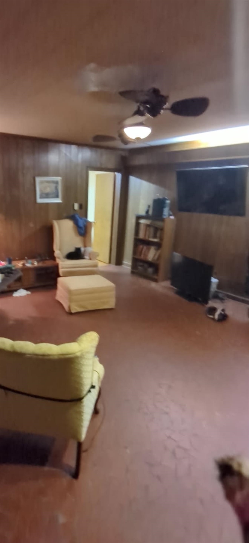 1026 Wingfield Road Memphis, TN 38122 - Photo 12 of 19 a room with furniture