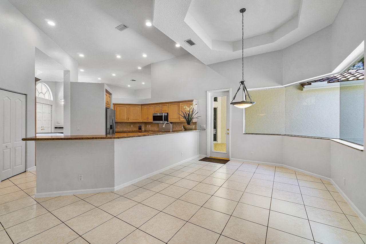 2835 Northwest 45th Street Boca Raton, FL 33434 - Photo 19 of 46 018-2835NW45thSt-BocaRaton-FL-small