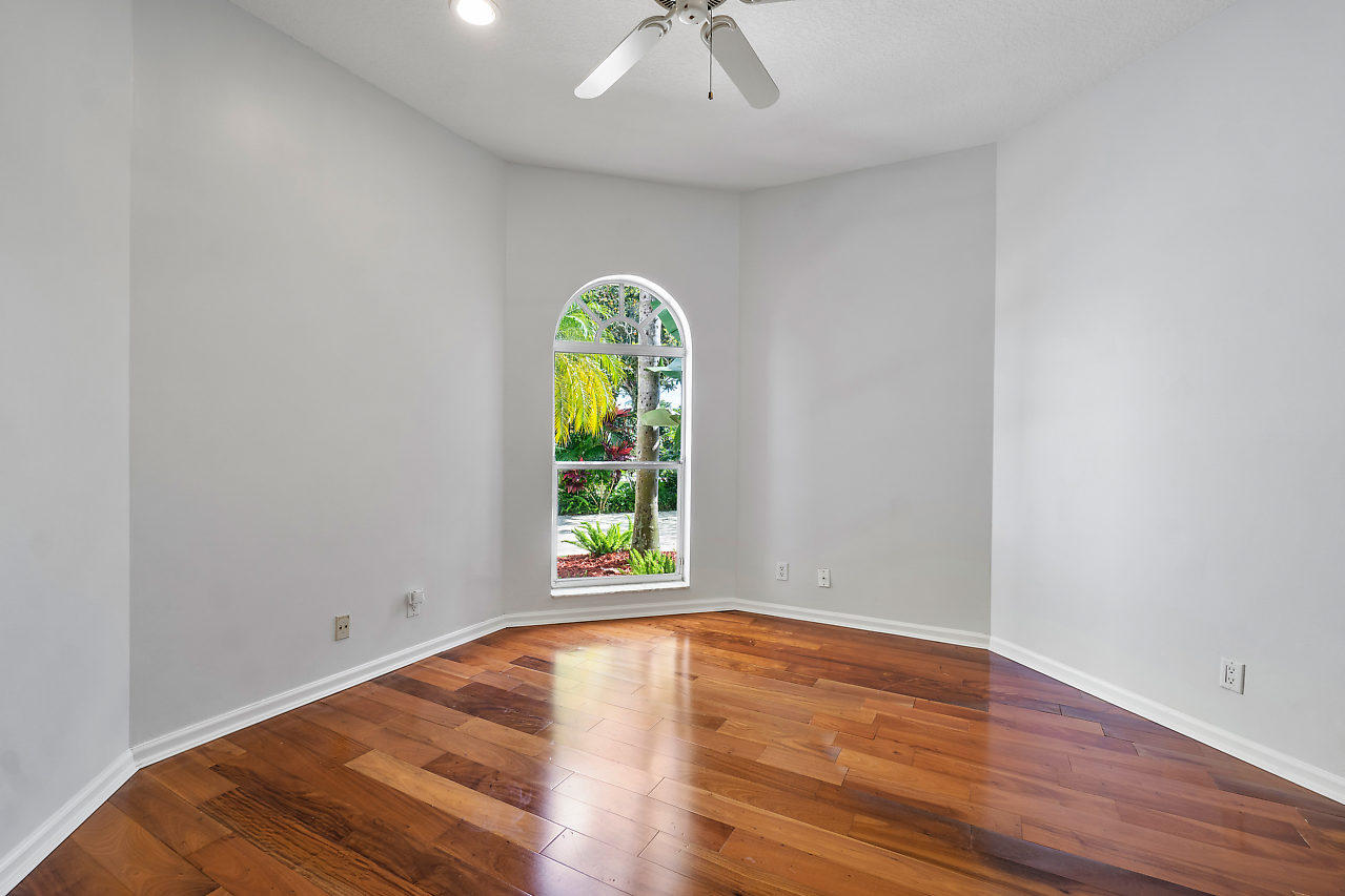 2835 Northwest 45th Street Boca Raton, FL 33434 - Photo 21 of 46 020-2835NW45thSt-BocaRaton-FL-small