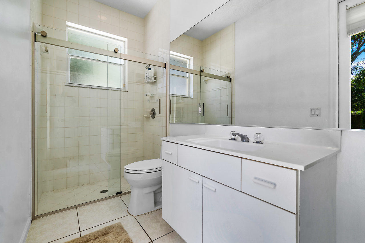 2835 Northwest 45th Street Boca Raton, FL 33434 - Photo 32 of 46 031-2835NW45thSt-BocaRaton-FL-small