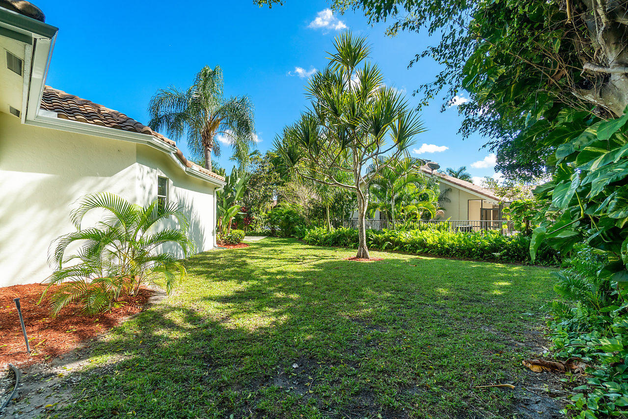 2835 Northwest 45th Street Boca Raton, FL 33434 - Photo 35 of 46 034-2835NW45thSt-BocaRaton-FL-small