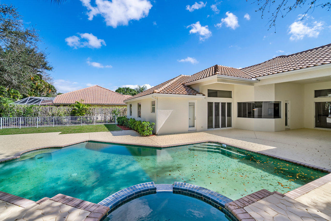 2835 Northwest 45th Street Boca Raton, FL 33434 - Photo 36 of 46 035-2835NW45thSt-BocaRaton-FL-small