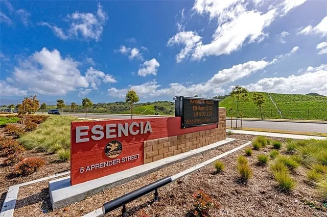 $1,075,000 | 52 Promesa Avenue, Rancho Mission Viejo, CA 92694