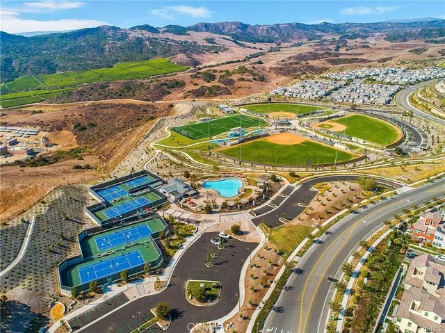 $1,075,000 | 52 Promesa Avenue, Rancho Mission Viejo, CA 92694