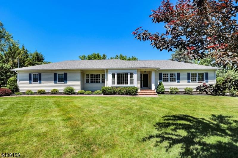 80 Juniper Way Bernards, NJ 07920 - Photo 2 of 48