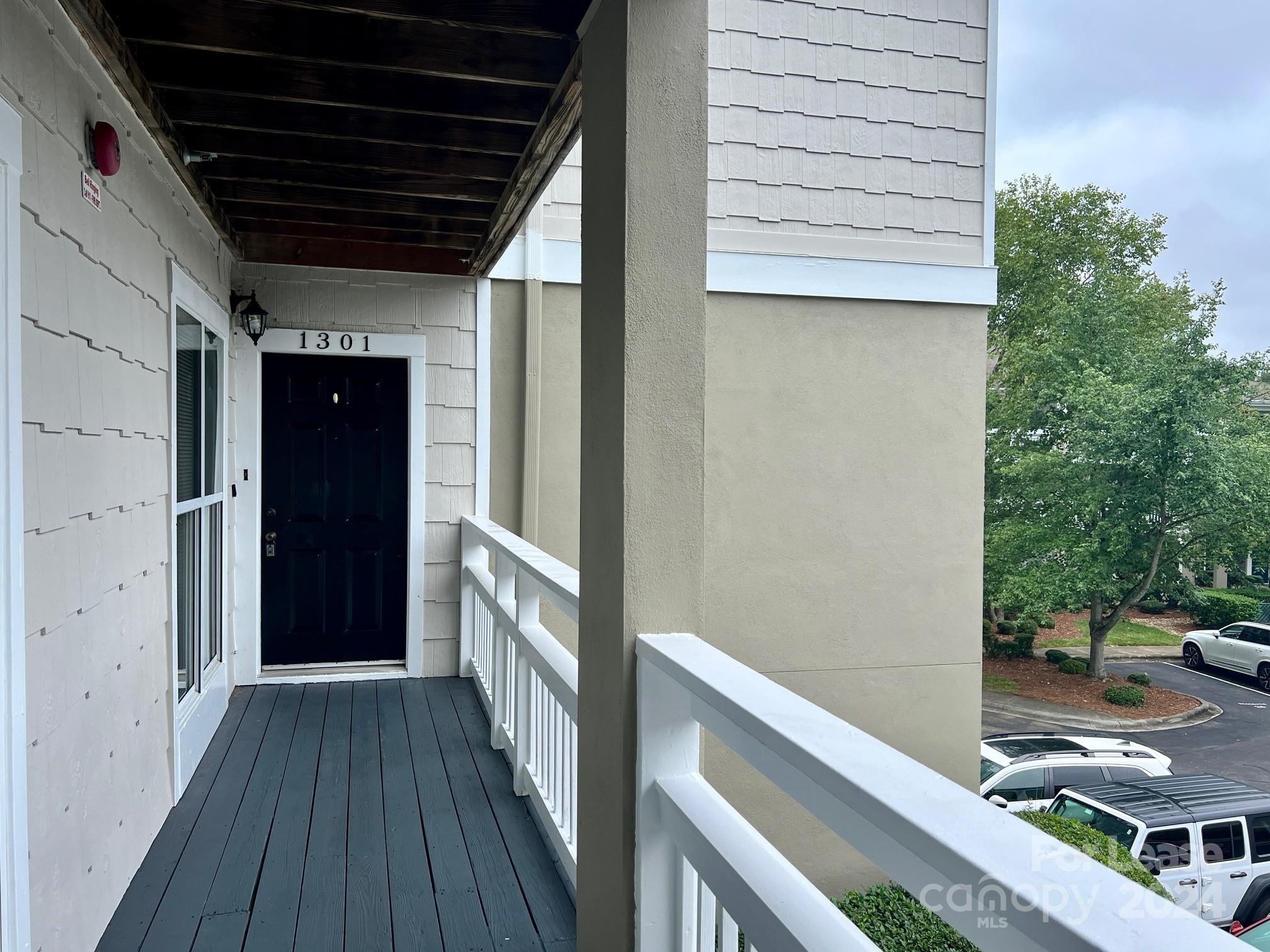 1301 Torrence Circle Davidson, NC 28036 - Photo 3 of 25