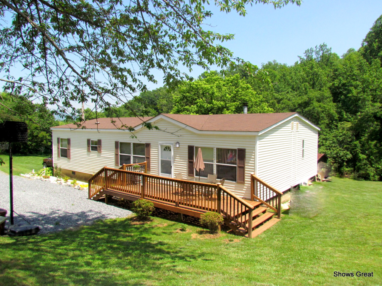 2820 Mountain View Church Road Blue Ridge, VA 24064 - Photo 1 of 17 main