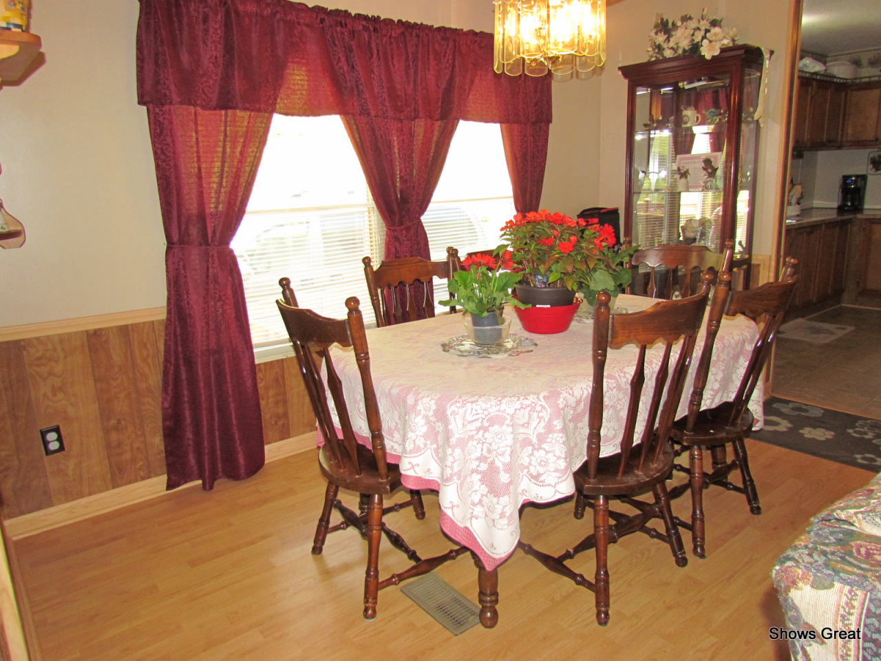 2820 Mountain View Church Road Blue Ridge, VA 24064 - Photo 5 of 17 Dining Area