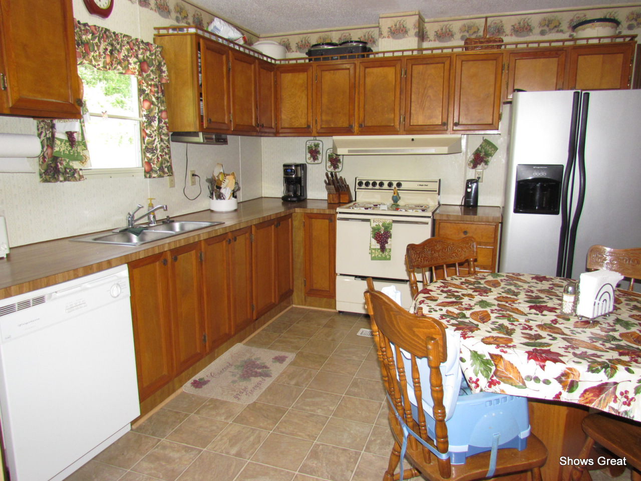 2820 Mountain View Church Road Blue Ridge, VA 24064 - Photo 6 of 17 Kitchen