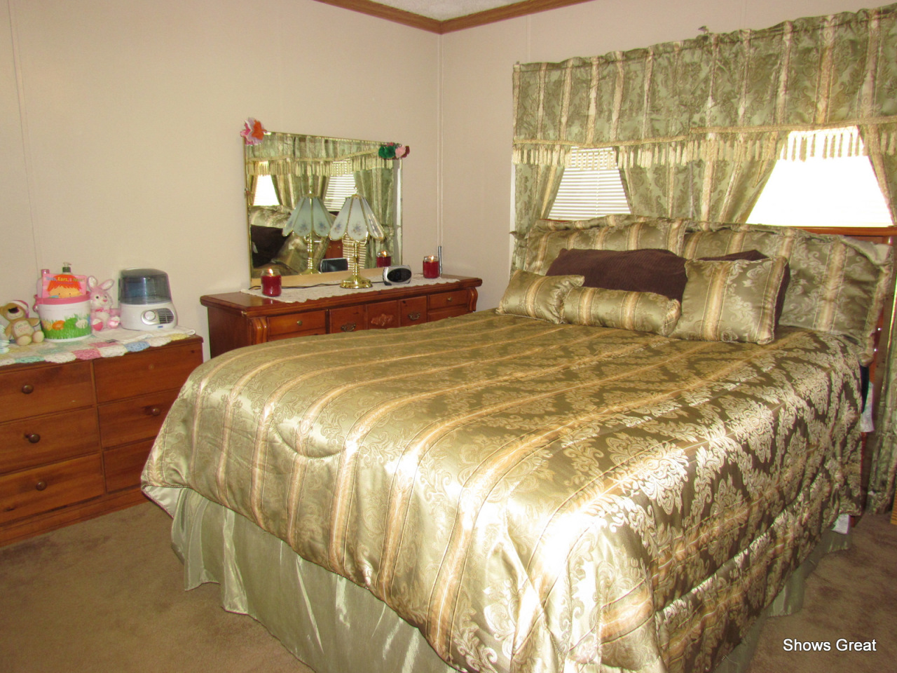 2820 Mountain View Church Road Blue Ridge, VA 24064 - Photo 9 of 17 Master Bedroom
