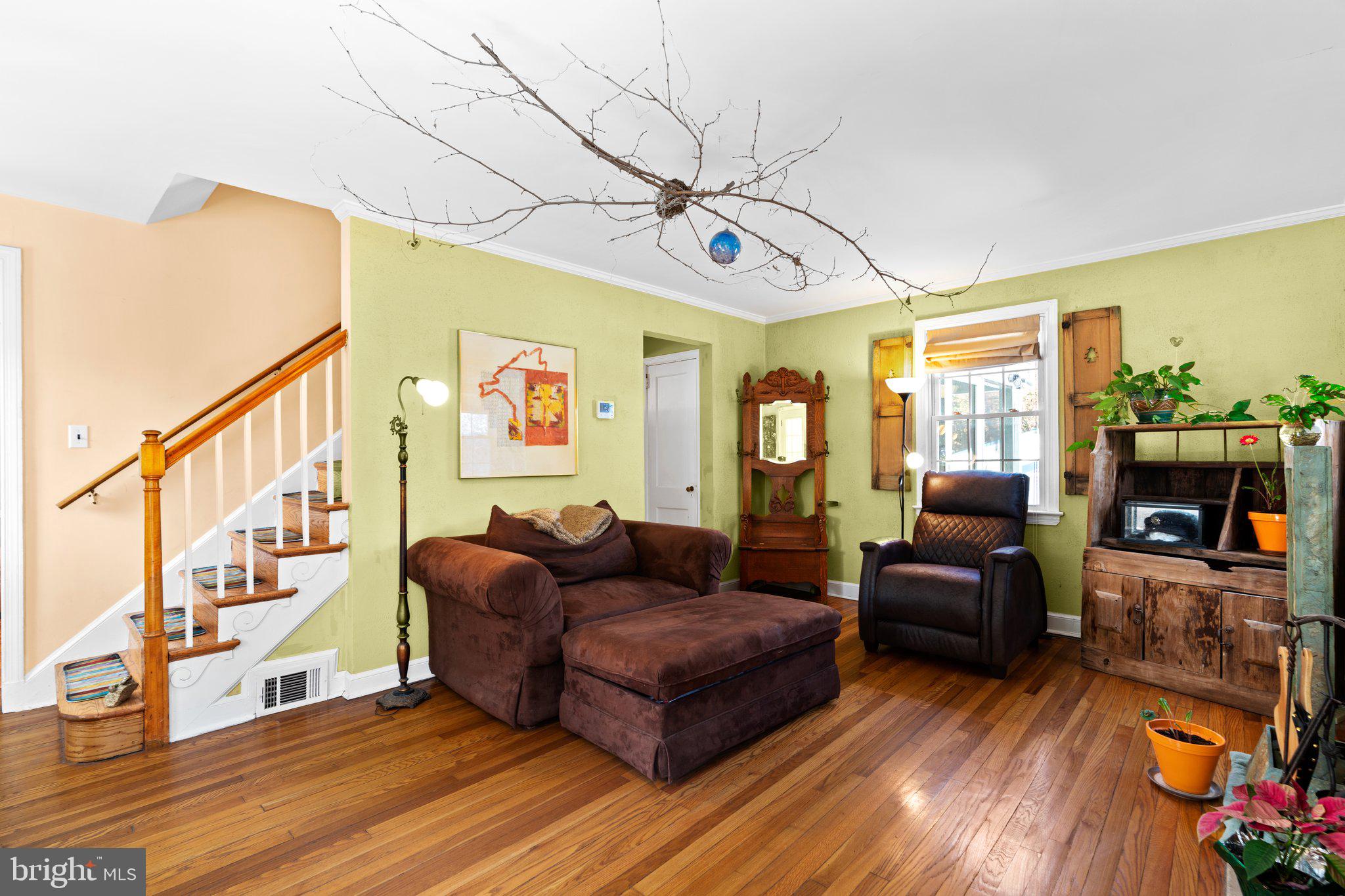 2401 Hayden Drive Silver Spring, MD 20902 - Photo 7 of 44 a living room with furniture and wooden floor