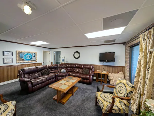 $639,000 | 462 Mohican Drive, Georgetown, SC 29440