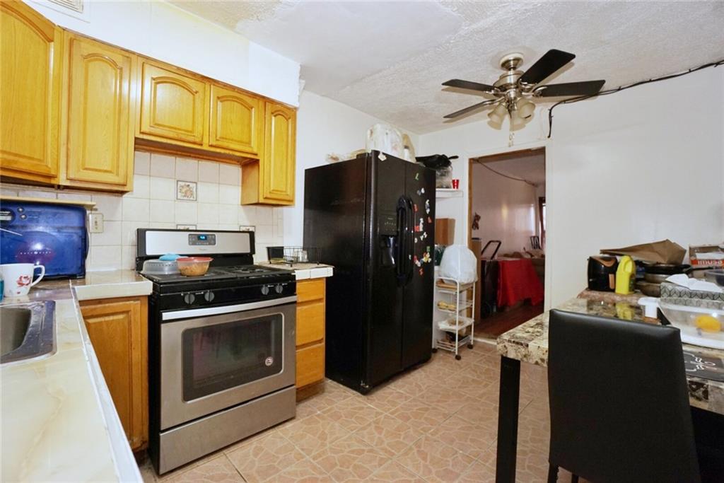 766 Barbey Street Brooklyn, NY 11207 - Photo 17 of 24