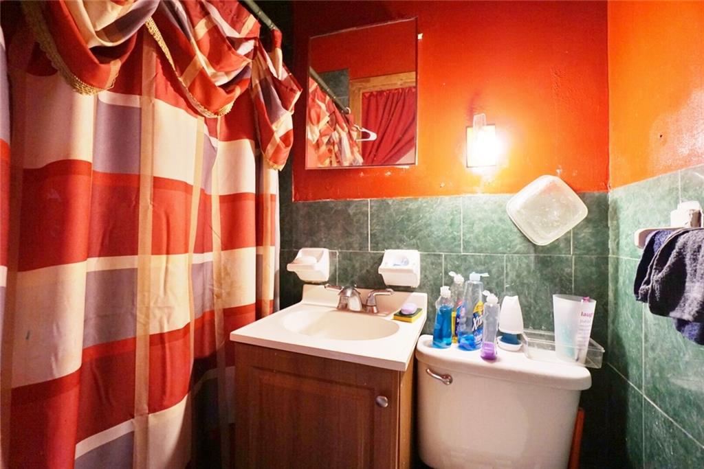 766 Barbey Street Brooklyn, NY 11207 - Photo 21 of 24