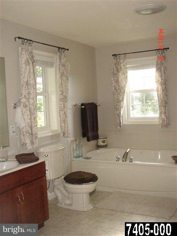 2 Glenhurst Road Shrewsbury, PA 17361 - Photo 13 of 24 Gallery Image 13