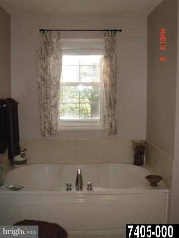 2 Glenhurst Road Shrewsbury, PA 17361 - Photo 14 of 24 Gallery Image 14