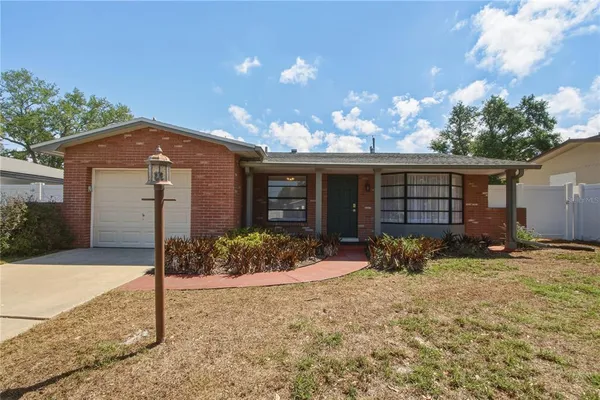 $424,900 | 10299 110th Way, Largo, FL 33778