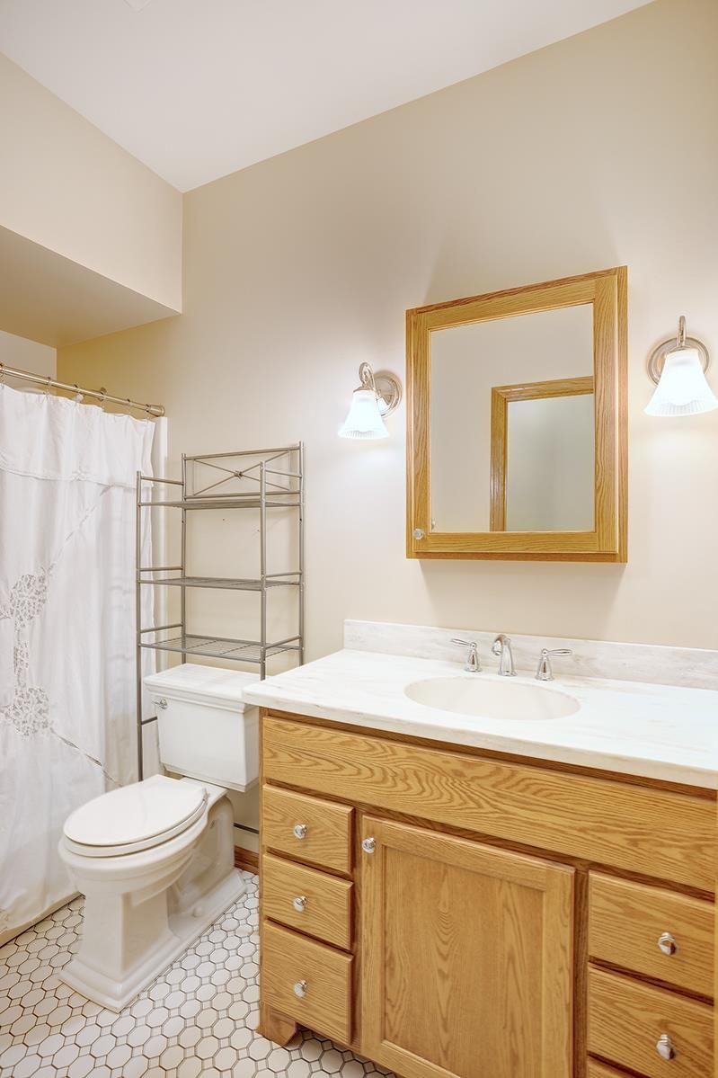 13161 12 Oaks Ridge Roscoe, IL 61073 - Photo 17 of 35 Gallery Image 17