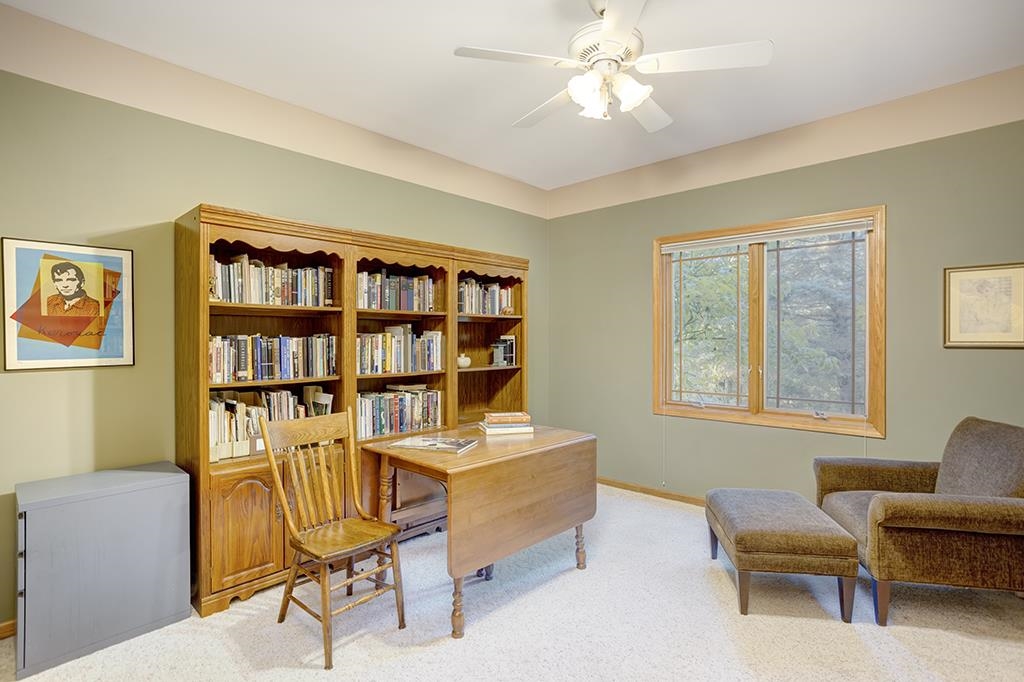 13161 12 Oaks Ridge Roscoe, IL 61073 - Photo 18 of 35 Gallery Image 18