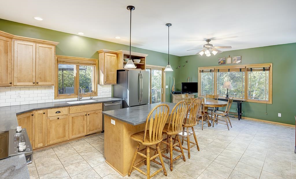 13161 12 Oaks Ridge Roscoe, IL 61073 - Photo 20 of 35 Gallery Image 20