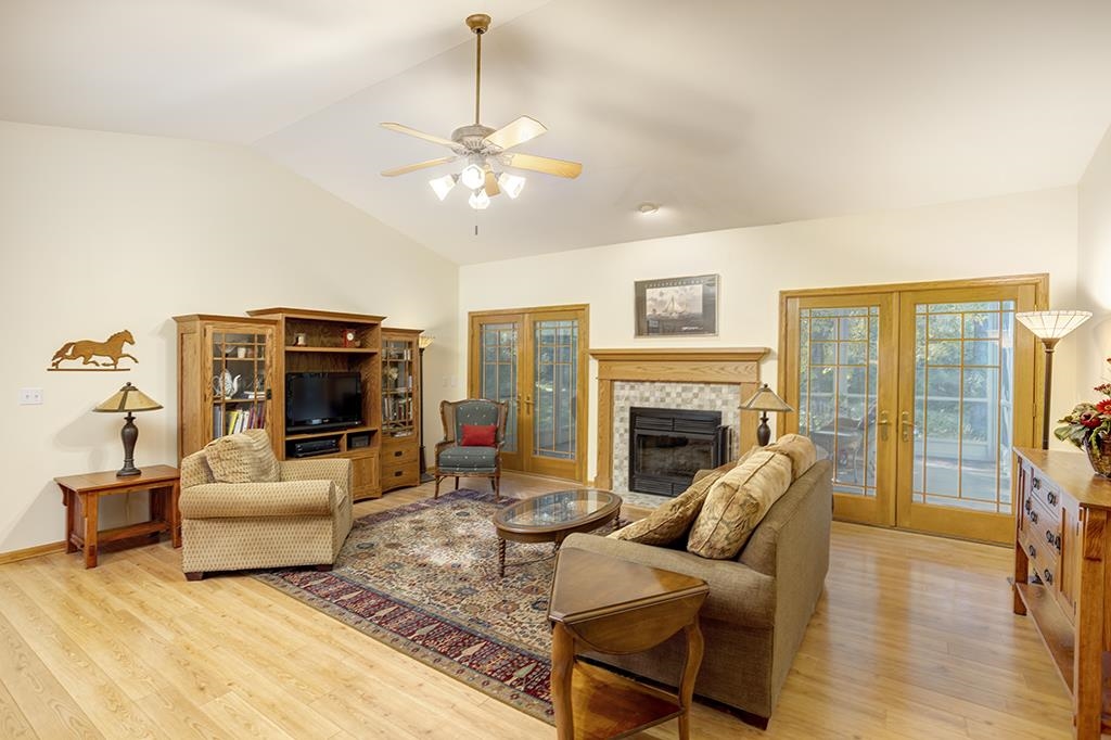 13161 12 Oaks Ridge Roscoe, IL 61073 - Photo 7 of 35 Gallery Image 7