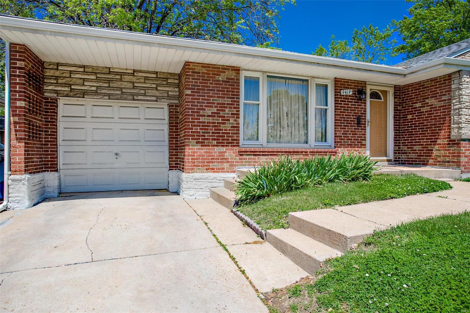 9419 Jennings Station Road St. Louis, MO 63136 - Photo 3 of 40