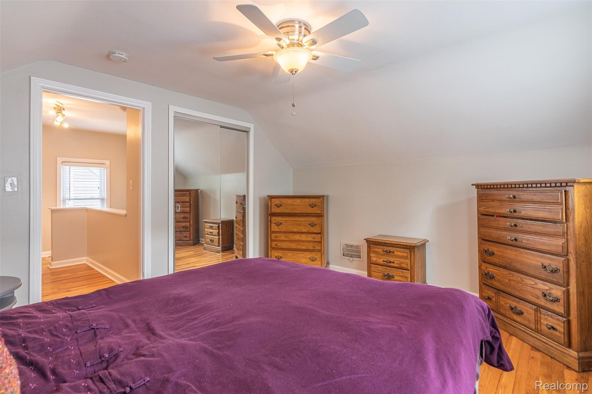 2174 Dorothea Road Berkley, MI 48072 - Photo 18 of 30 Master Bedroom