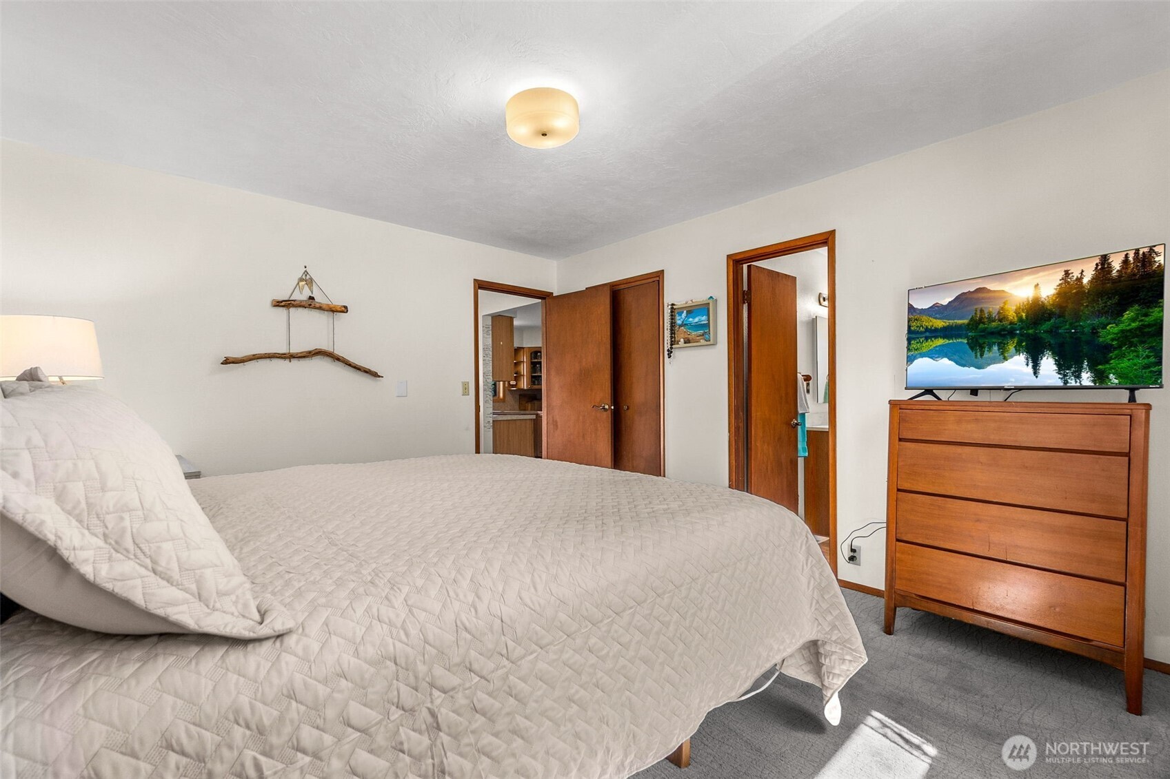 611 Southeast Kamilche Point Road Shelton, WA 98584 - Photo 14 of 40 Gallery Image 14