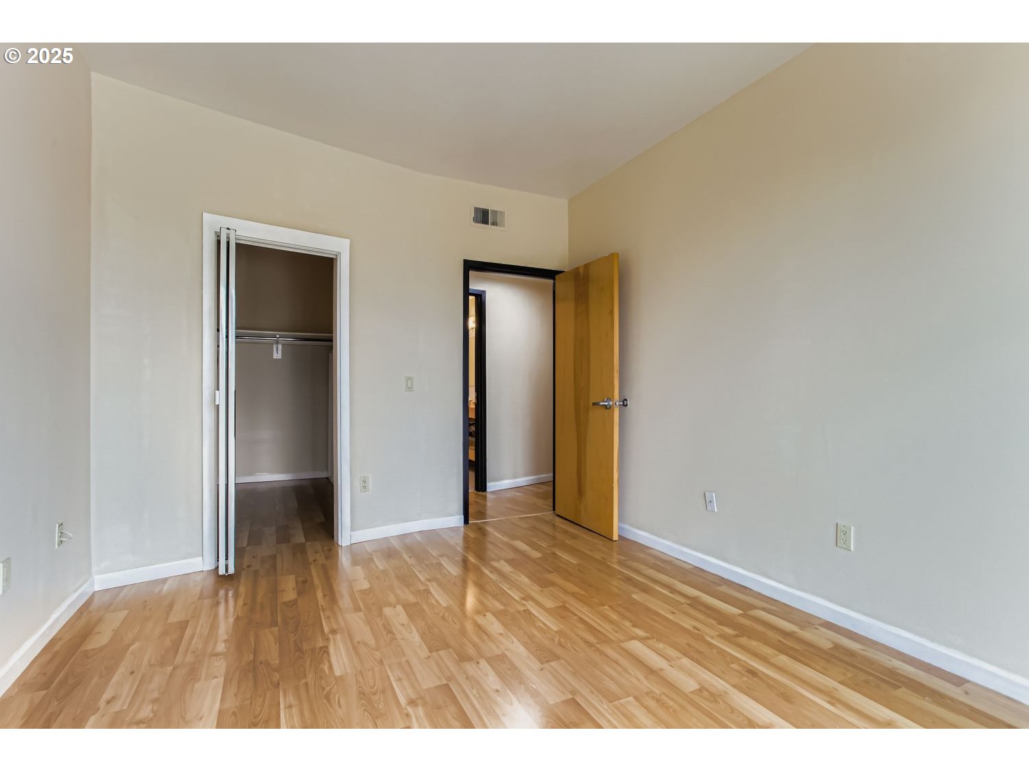 12600 Southwest Crescent Street, Unit 206 Beaverton, OR 97005 - Photo 12 of 40