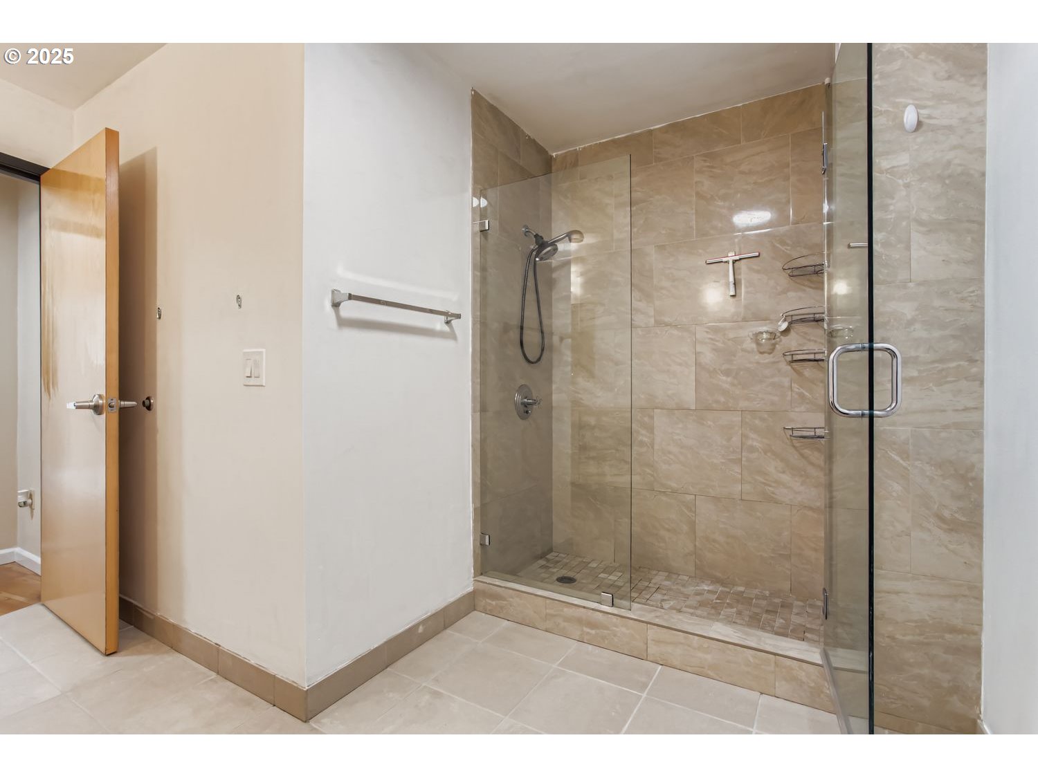 12600 Southwest Crescent Street, Unit 206 Beaverton, OR 97005 - Photo 15 of 40