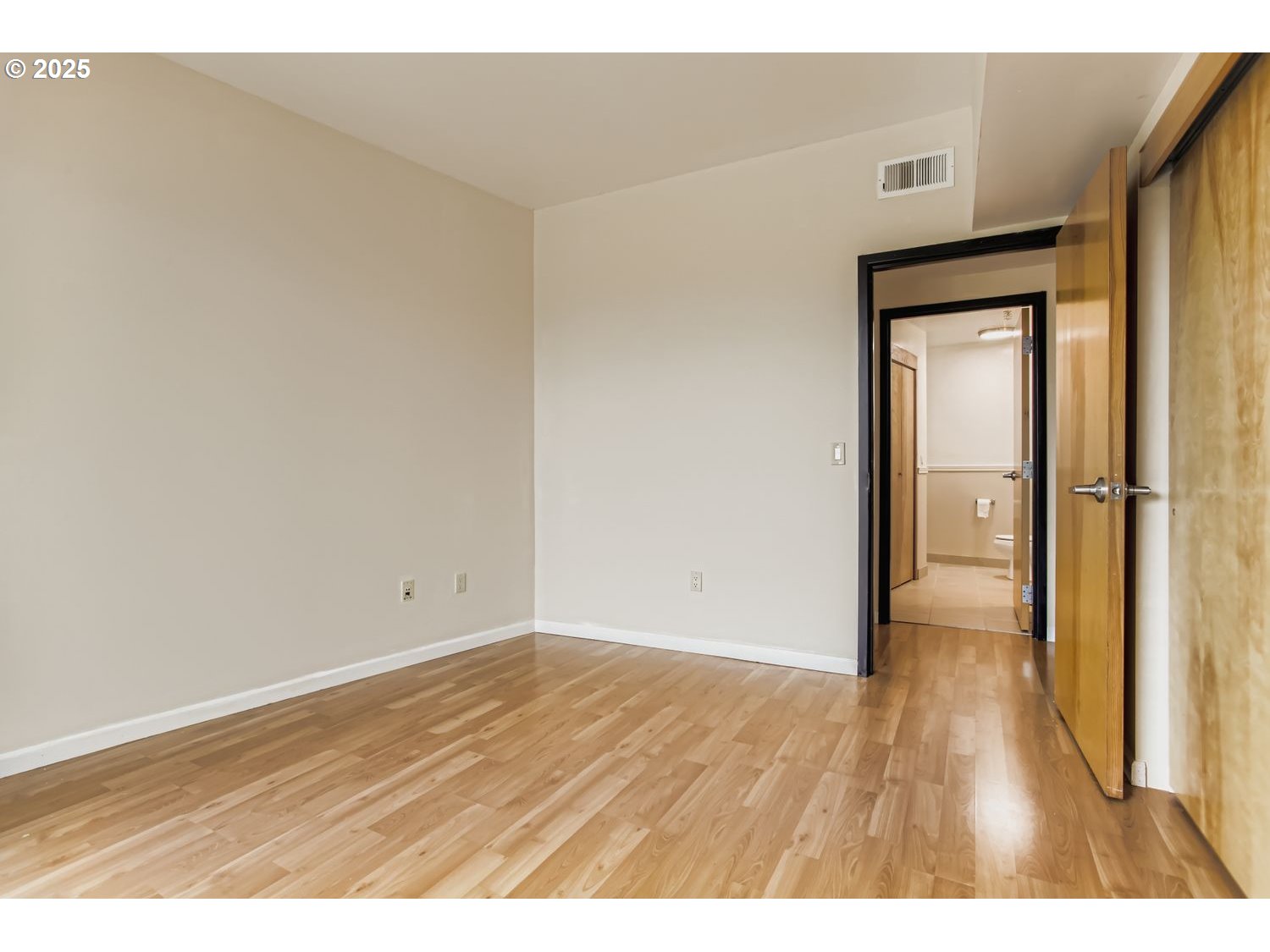 12600 Southwest Crescent Street, Unit 206 Beaverton, OR 97005 - Photo 21 of 40