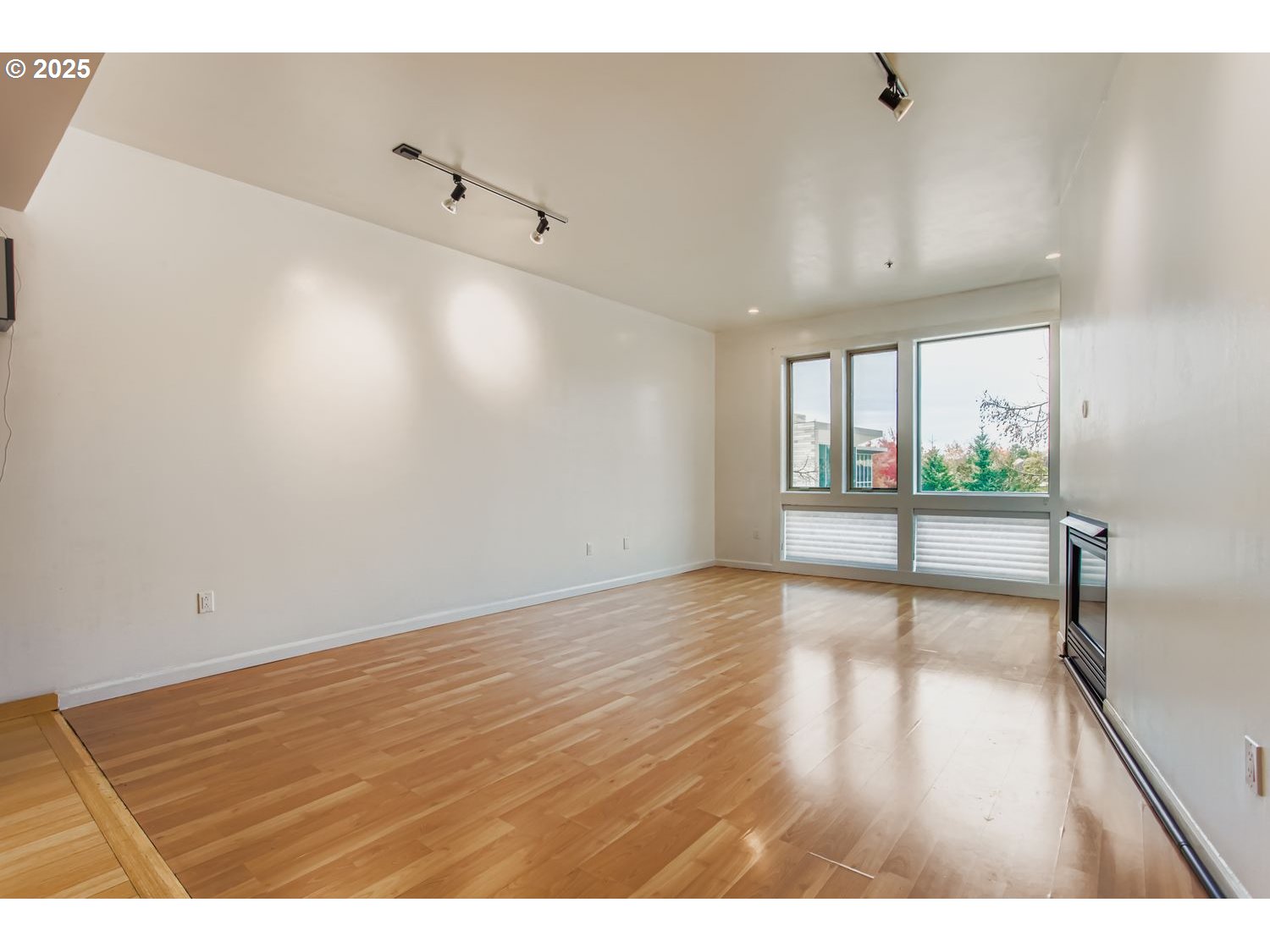 12600 Southwest Crescent Street, Unit 206 Beaverton, OR 97005 - Photo 5 of 40